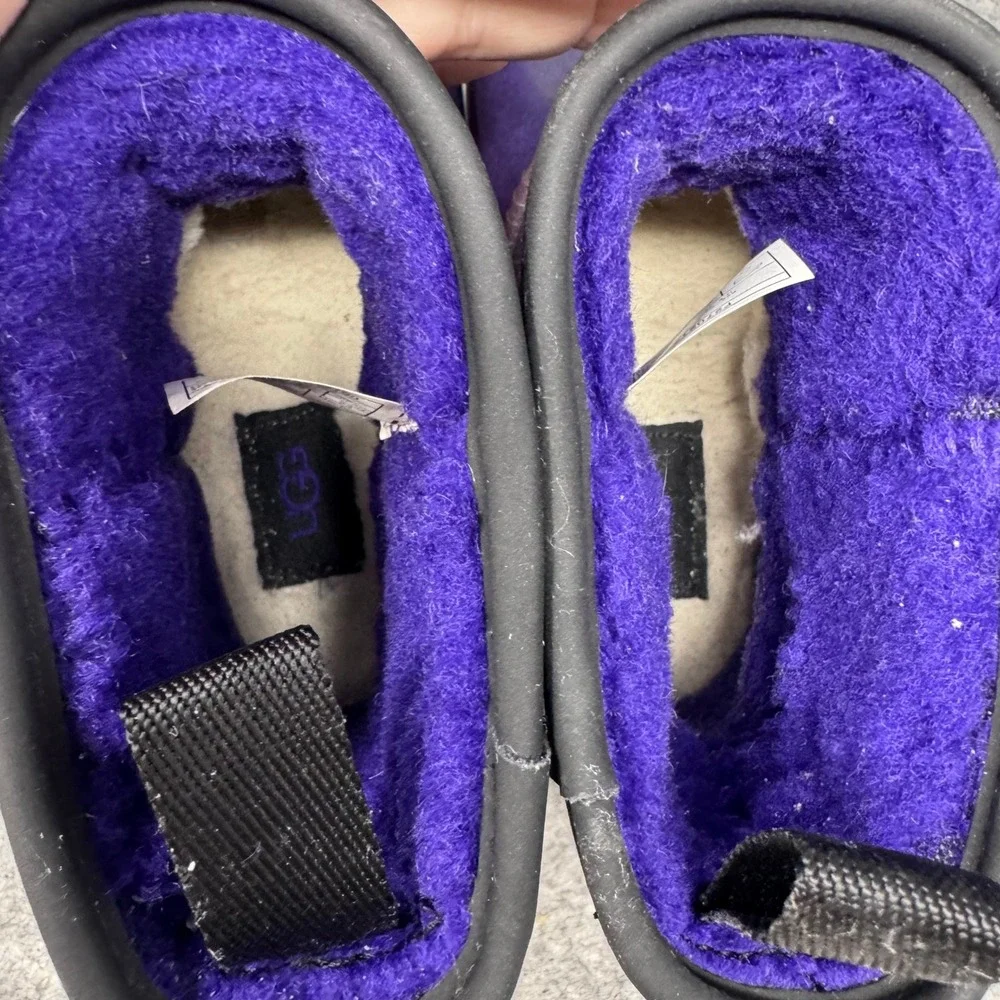 UGG Classic Clear Mini Boots Womens Sz 6 Waterproof Shearling Purple Glossy